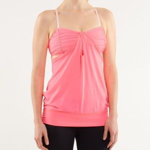 euc lululemon hot but not tank